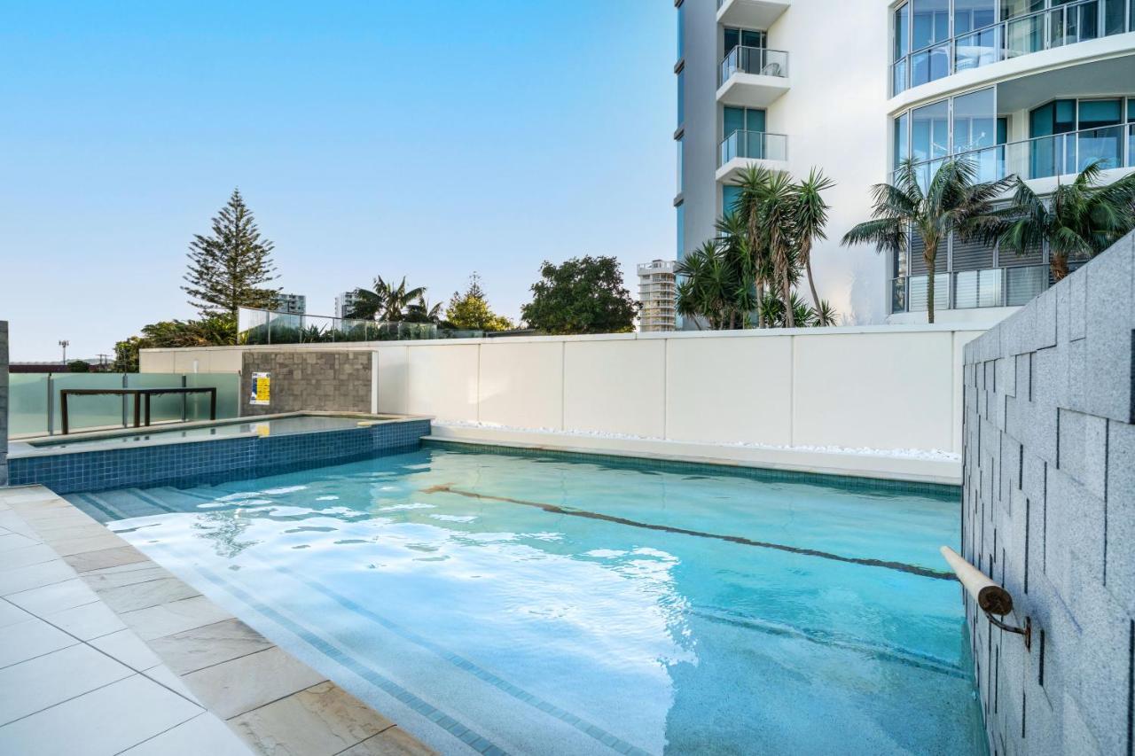 Hotel Reflection On The Sea à Coolangatta Extérieur photo
